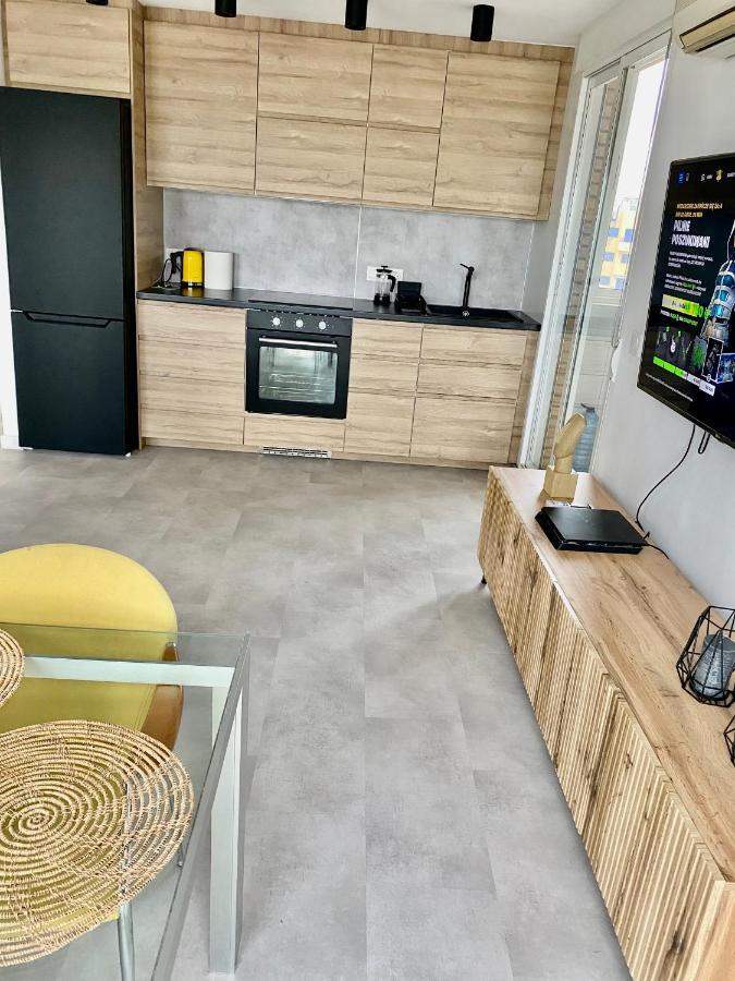 Apartamento A 100 Metros De La Playa Con Grande Terraza Y Vistas Al Mar Daimus Zewnętrze zdjęcie